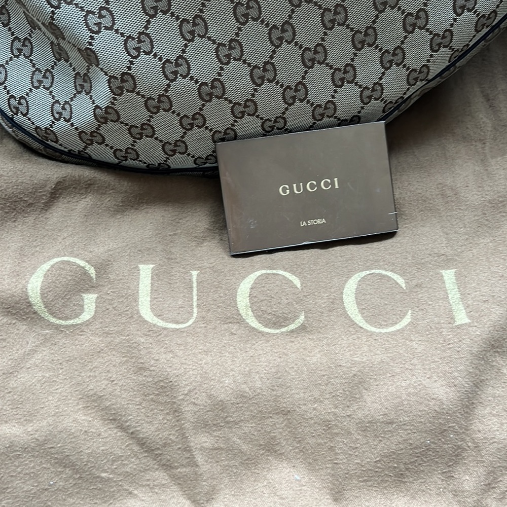 Gucci hobo purse - Picture 4 of 7